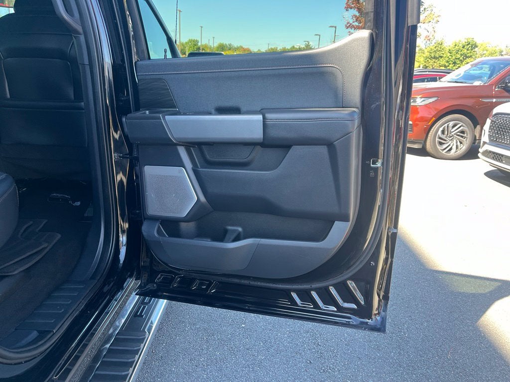 2024 Ford F-150 Lariat 4WD | Pano Roof | 360 Cam | BLIS | BlueCruise Equi