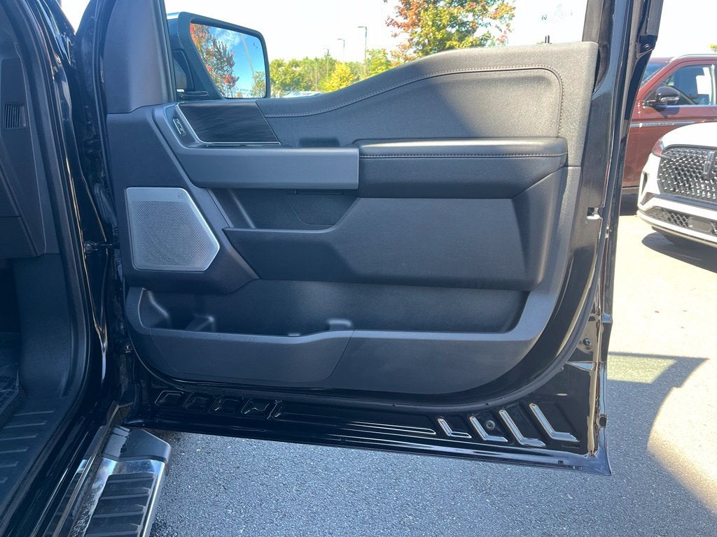 2024 Ford F-150 Lariat 4WD | Pano Roof | 360 Cam | BLIS | BlueCruise Equi