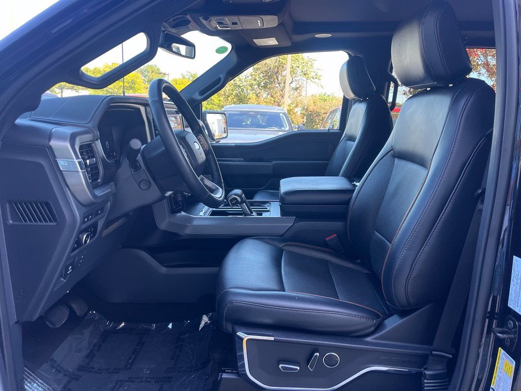 2024 Ford F-150 Lariat 4WD | Pano Roof | 360 Cam | BLIS | BlueCruise Equi