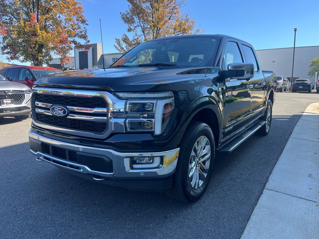 2024 Ford F-150 Lariat 4WD | Pano Roof | 360 Cam | BLIS | BlueCruise Equi
