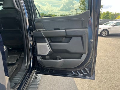 2024 Ford F-150 Lariat 4WD | Pano Roof | 360 Cam | Black Appear Pkg