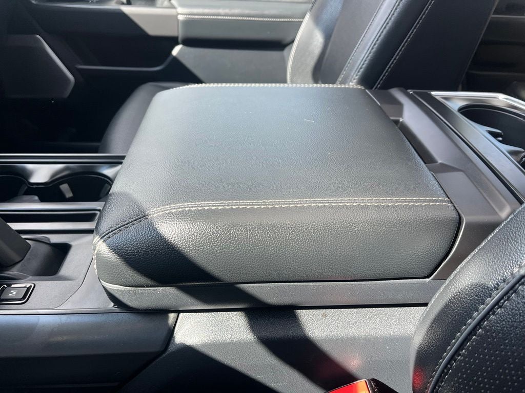 2024 Ford F-150 Lariat 4WD | Pano Roof | 360 Cam | Black Appear Pkg