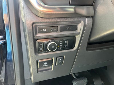 2024 Ford F-150 Lariat 4WD | Pano Roof | 360 Cam | Black Appear Pkg