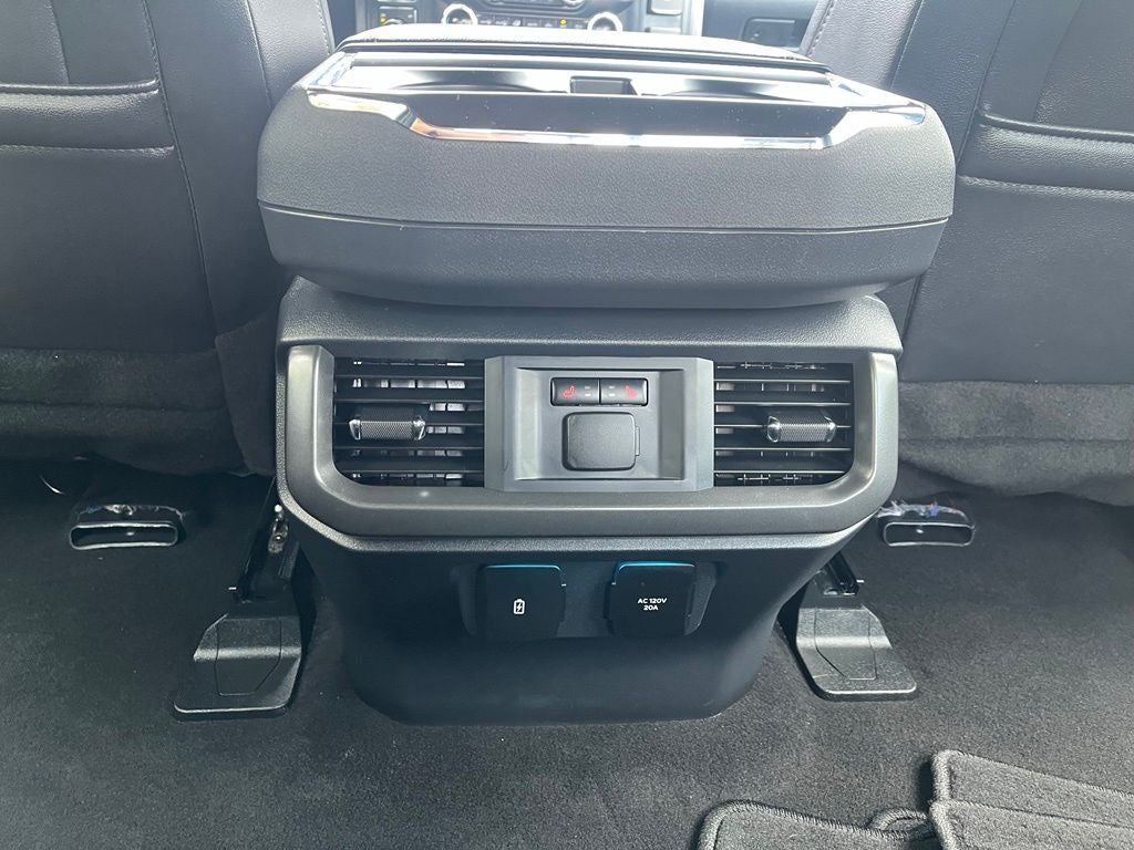 2024 Ford F-150 Lariat 4WD | Pano Roof | 360 Cam | Black Appear Pkg