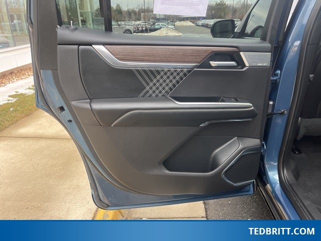 2025 GMC Acadia Denali AWD | Pano Roof | 360 Cam | Reserve Pkg