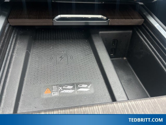 2025 GMC Acadia Denali AWD | Pano Roof | 360 Cam | Reserve Pkg