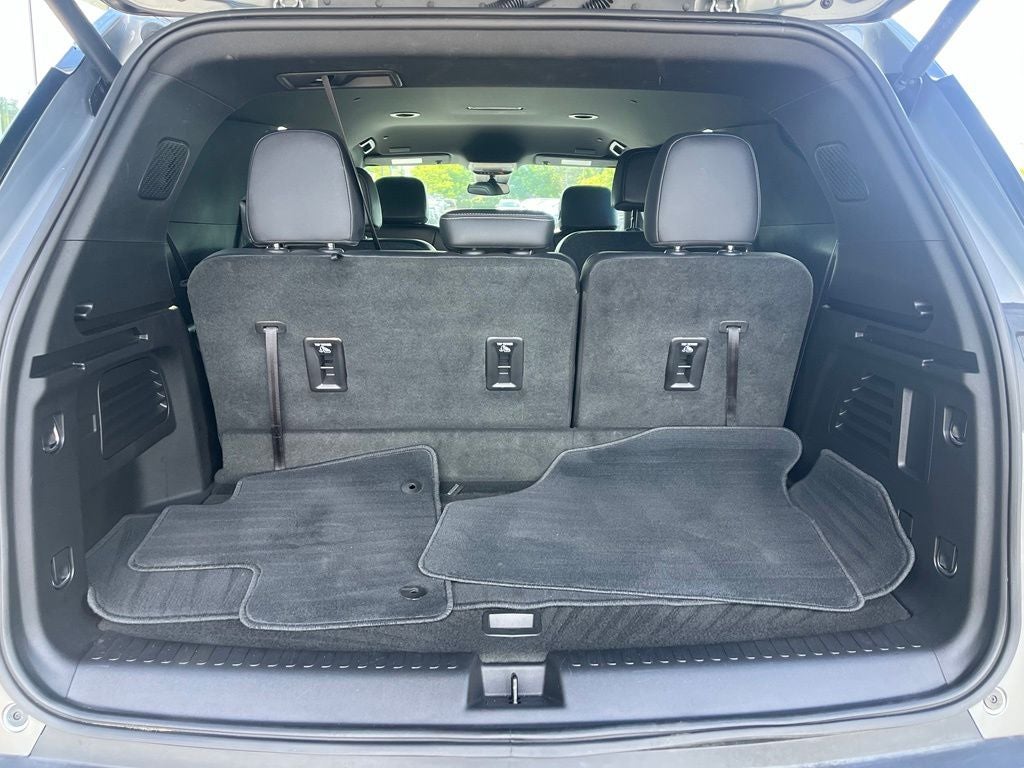 2026 Chevrolet Traverse LT | Remote Start | BLIS | Heated Front Seats |