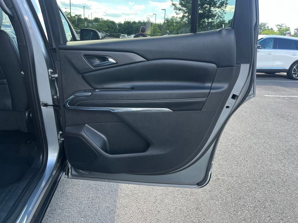 2026 Chevrolet Traverse LT | Remote Start | BLIS | Heated Front Seats |