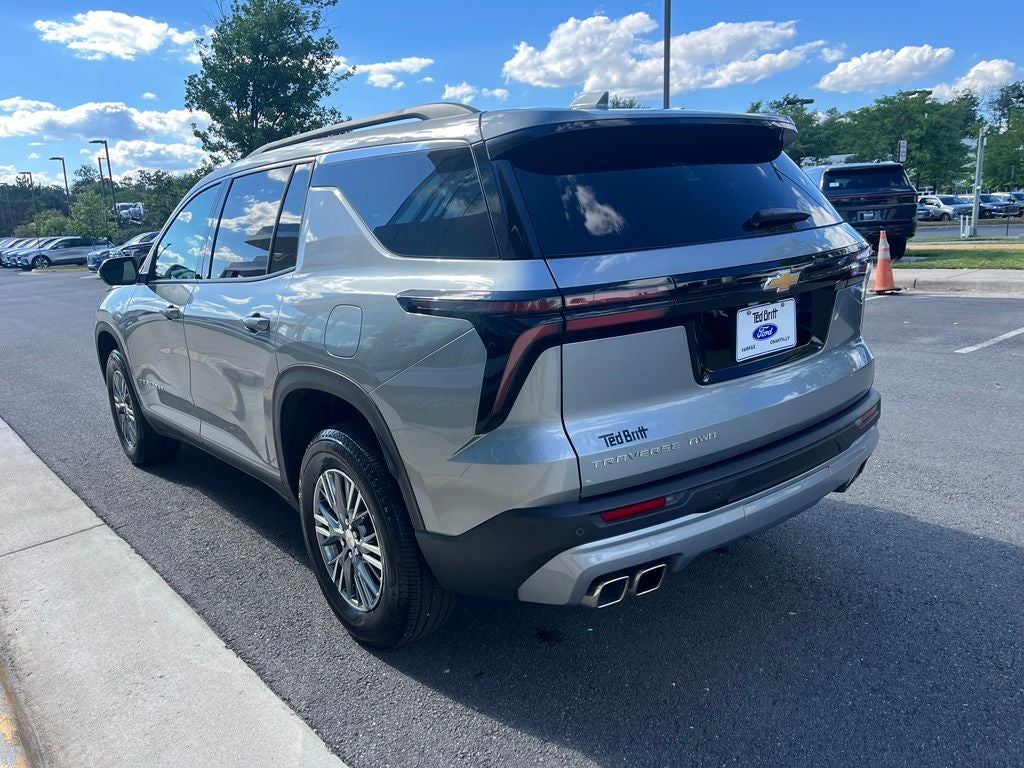 2026 Chevrolet Traverse LT | Remote Start | BLIS | Heated Front Seats |