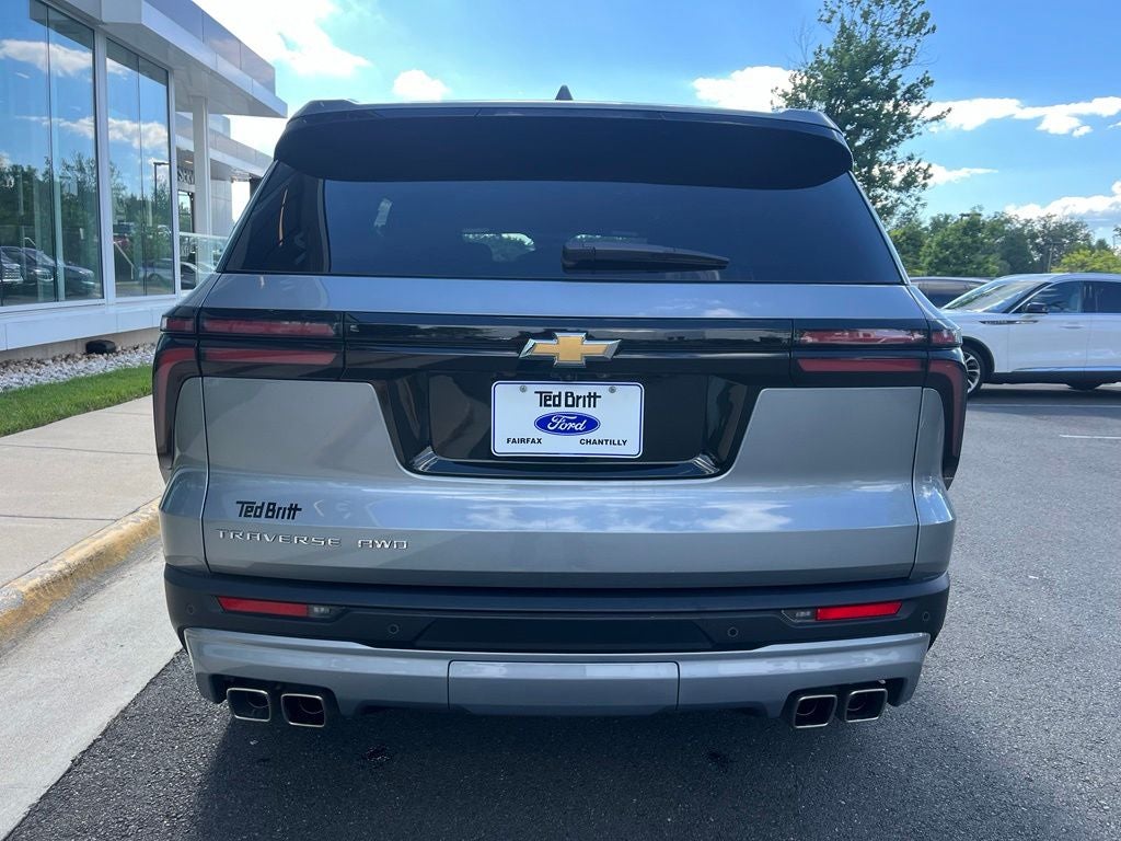 2026 Chevrolet Traverse LT | Remote Start | BLIS | Heated Front Seats |