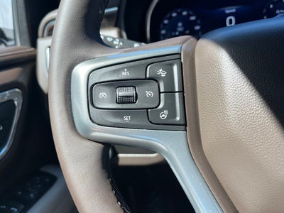 2023 Chevrolet Suburban LT 4WD | Pano Roof | 360 Cam | BLIS | Signature+ Pkg