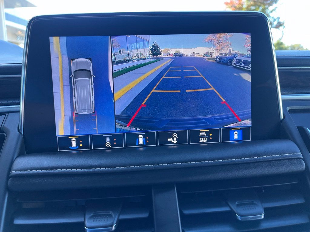 2021 Chevrolet Suburban Premier 4WD | Moonroof | HUD | Htd/Vent Seats