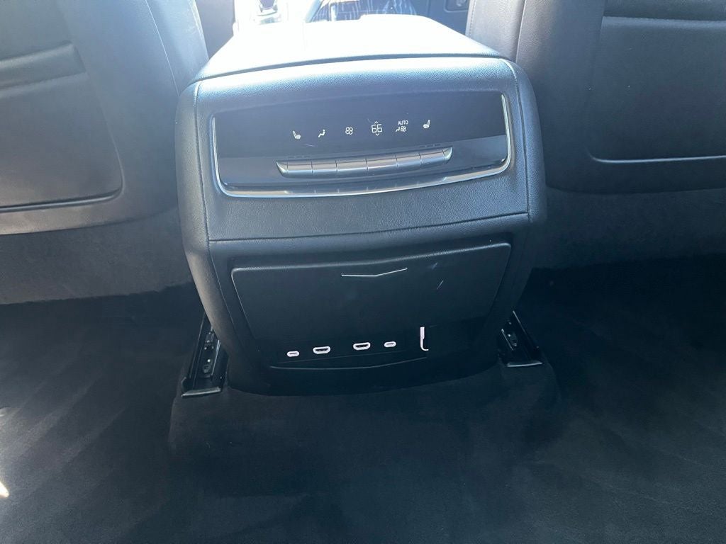 2022 Cadillac Escalade Sport 4WD | Touring Pkg | Rear Media Pkg | Supercruise