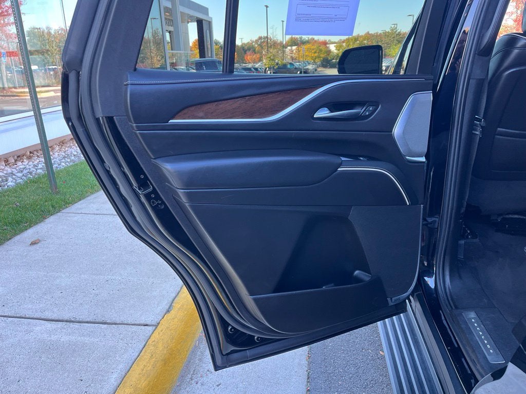 2022 Cadillac Escalade Sport Platinum 4WD | Pano Roof | HUD | Super Cruise