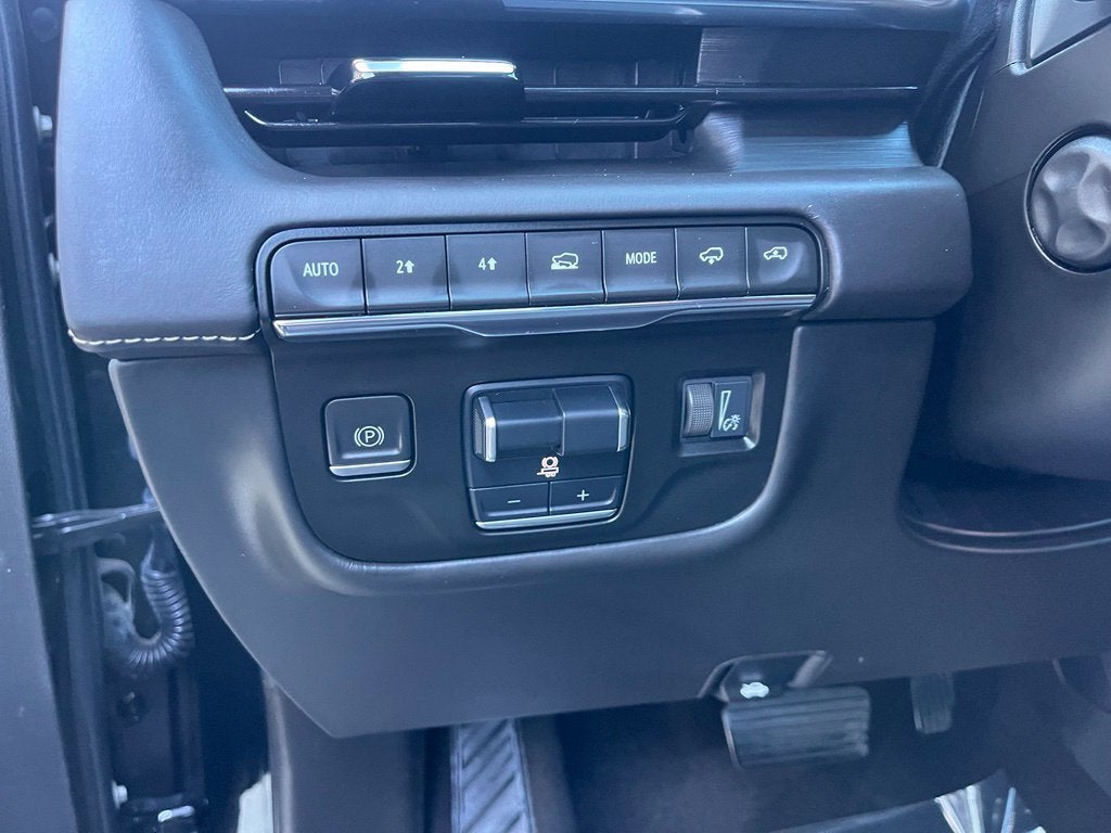 2022 Cadillac Escalade Sport Platinum 4WD | Pano Roof | HUD | Super Cruise