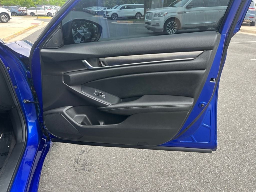 2020 Honda Accord Sport 2.0T | Moonroof | BLIS | Adaptive Cruise