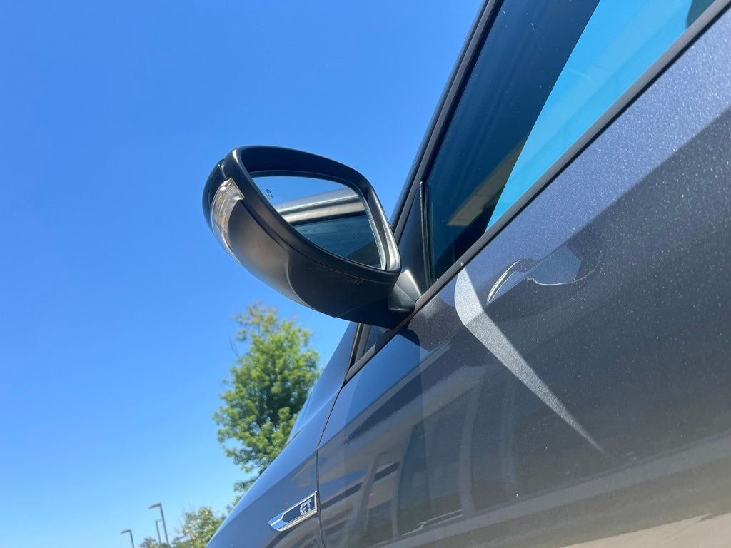 2018 Volkswagen Passat 3.6L V6 GT | Moonroof | Heated Seats