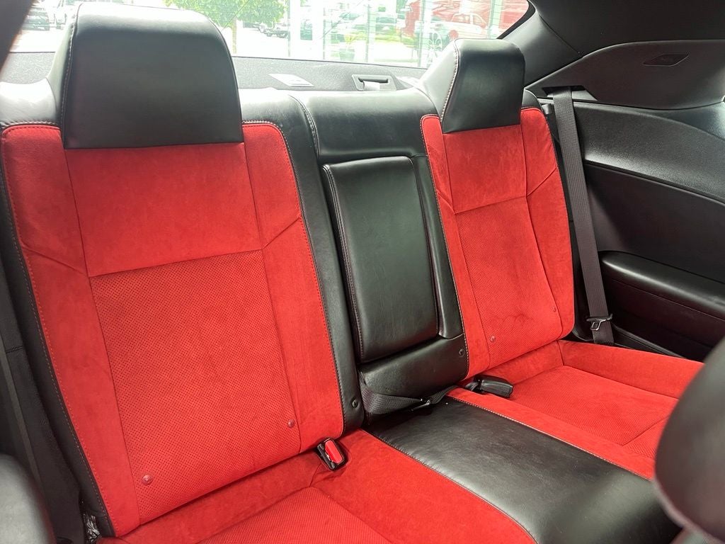 2020 Dodge Challenger R/T | Plus Pkg | Driver Convenience Group | Shaker Pkg