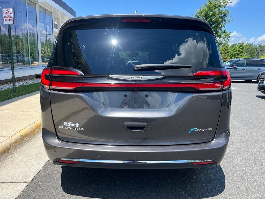 2022 Chrysler Pacifica Hybrid Touring L | 360 Cam | BLIS | Adaptive Cruise