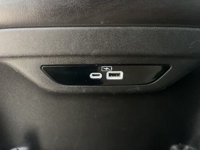 2023 Chrysler Pacifica Hybrid Touring L | Safety Pack | Adaptive Cruise | Remote Start |