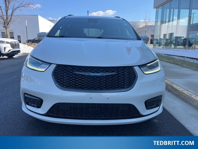 2021 Chrysler Pacifica Hybrid Touring L | 360 Camera | BLIS | | S Appear Pkg