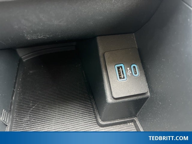 2024 Ford Edge SE AWD | BLIS | Apple CarPlay & Android Auto