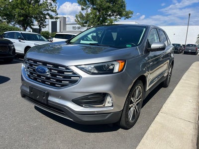 2022 Ford Edge Titanium AWD | Pano Roof | BLIS | Trailer Tow Pkg