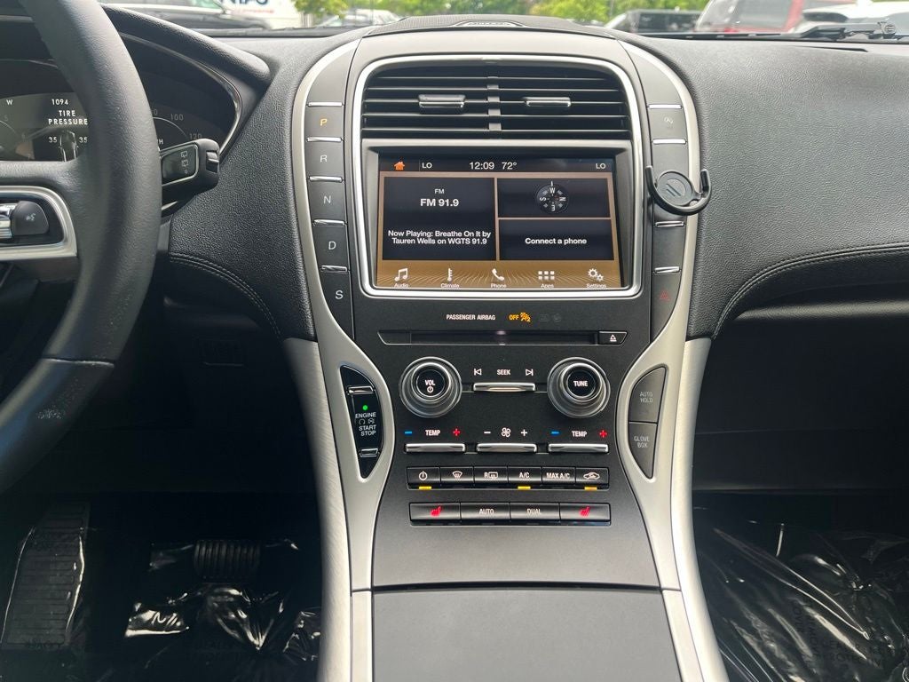 2019 Lincoln Nautilus Standard AWD | CarPlay/Andriod Auto | BLIS | Heated Seats