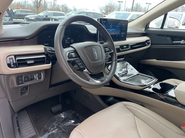 2022 Lincoln Nautilus Reserve AWD | Pano Roof | BLIS | HTD/ Vent Front Seats