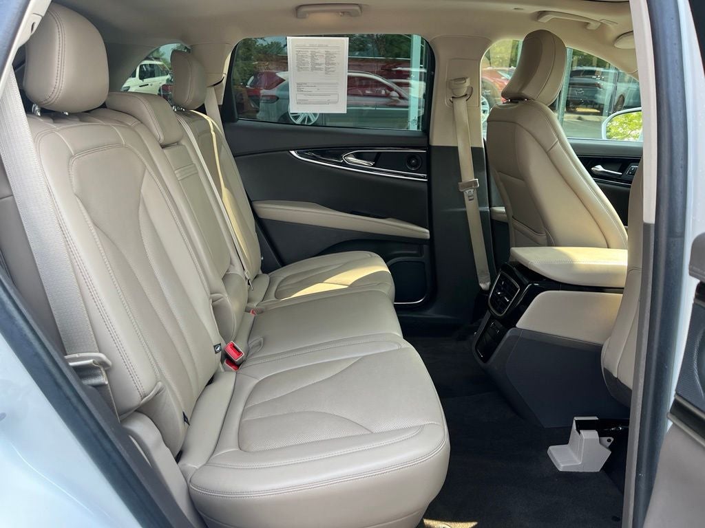 2021 Lincoln Nautilus Reserve AWD | Pano Roof | CarPlay/Android Auto | BLIS