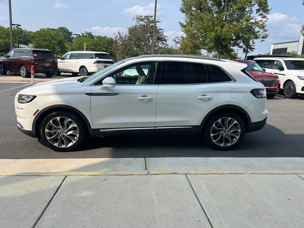 2021 Lincoln Nautilus Reserve AWD | Pano Roof | CarPlay/Android Auto | BLIS
