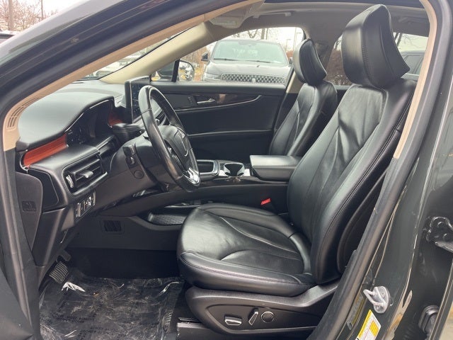 2022 Lincoln Nautilus Reserve AWD | Nav | Pano Roof | BLIS | Heated Seats