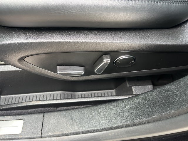 2023 Lincoln Nautilus Reserve AWD | Pano Moonroof | BLIS | HTD/Ventilated Seats