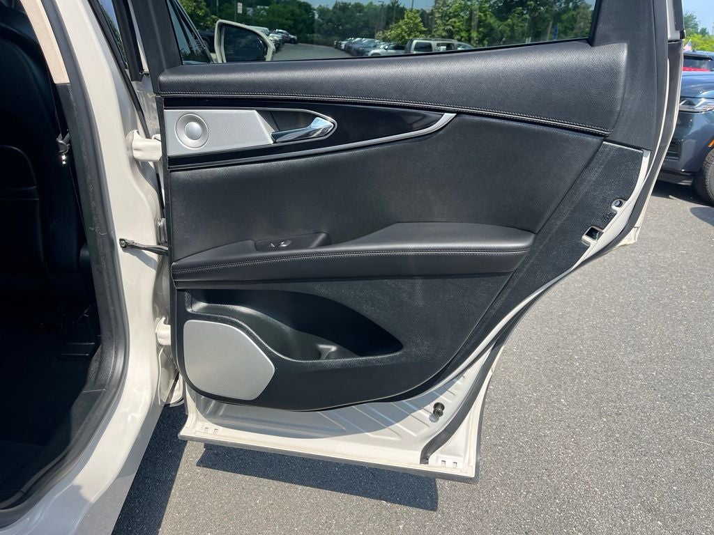 2023 Lincoln Nautilus Reserve II 4WD | Pano Roof | 360 Cam | BLIS | Ultimate Pkg