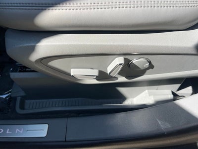 2019 Lincoln Nautilus Reserve AWD | Pano Roof | 360 Cam | BLIS | Ultimate Pkg