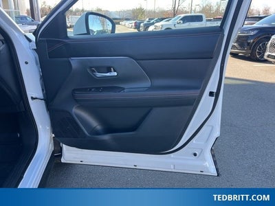 2025 Nissan Kicks SR AWD | BLIS | ProPilot Assist | 360 Camera