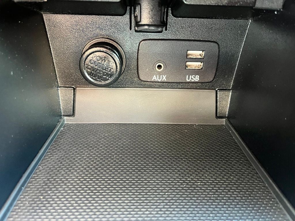 2018 Subaru Outback 2.5i Touring AWD | Moonroof | BLIS | Adaptive Cruise