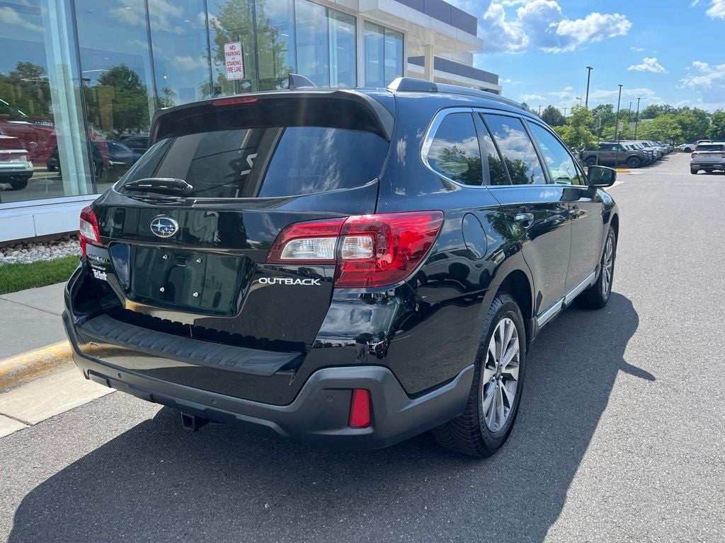 2018 Subaru Outback 2.5i Touring AWD | Moonroof | BLIS | Adaptive Cruise