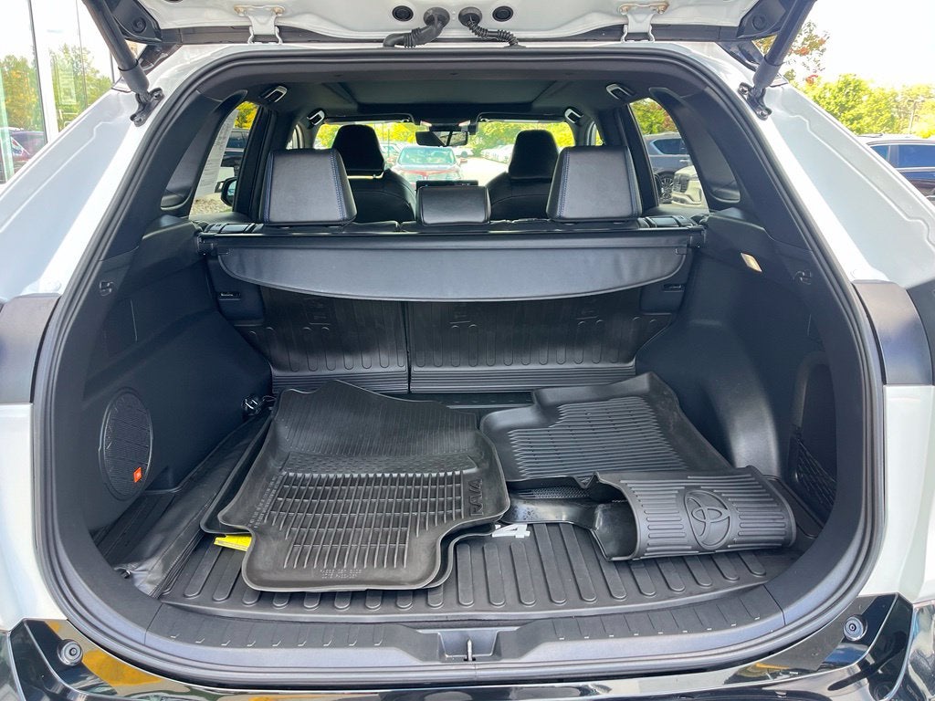 2024 Toyota RAV4 Hybrid XSE AWD | Pano Roof | 360 Cam | BLIS | Tech Pkg