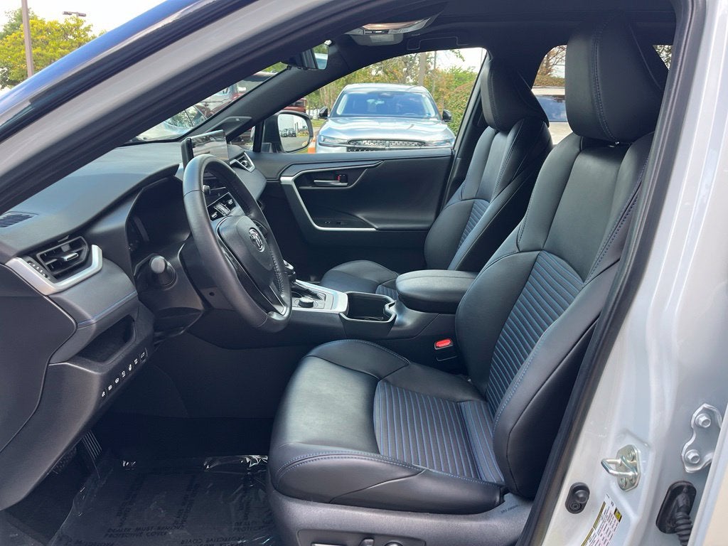 2024 Toyota RAV4 Hybrid XSE AWD | Pano Roof | 360 Cam | BLIS | Tech Pkg