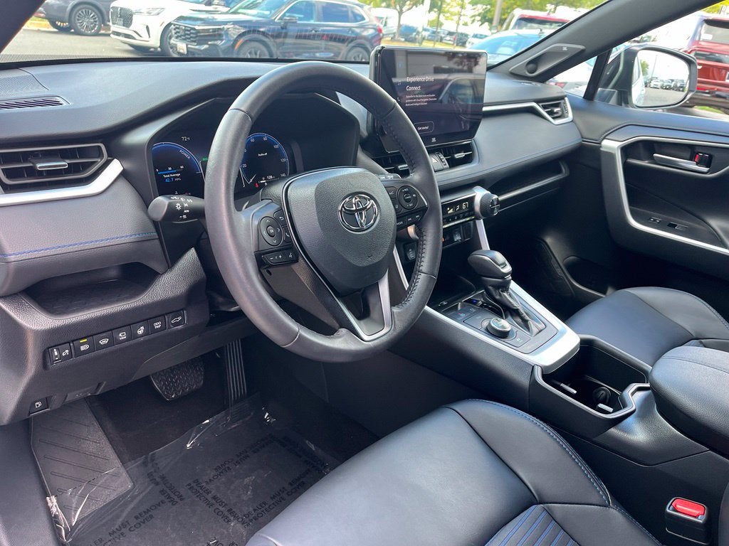 2024 Toyota RAV4 Hybrid XSE AWD | Pano Roof | 360 Cam | BLIS | Tech Pkg