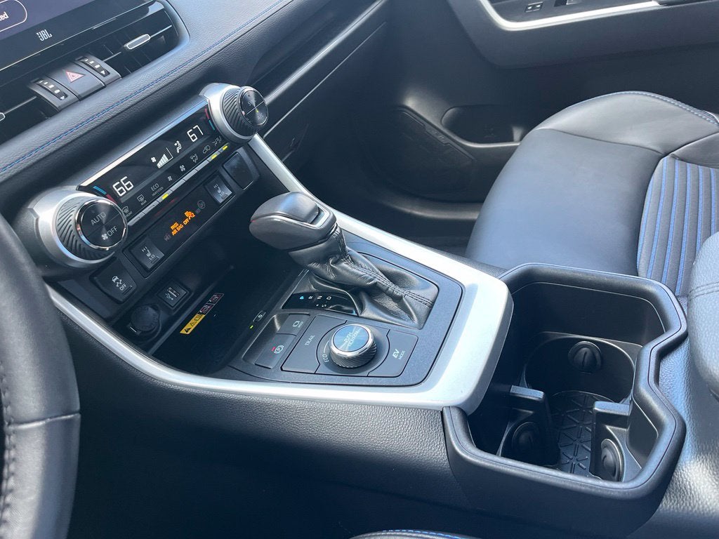 2024 Toyota RAV4 Hybrid XSE AWD | Pano Roof | 360 Cam | BLIS | Tech Pkg