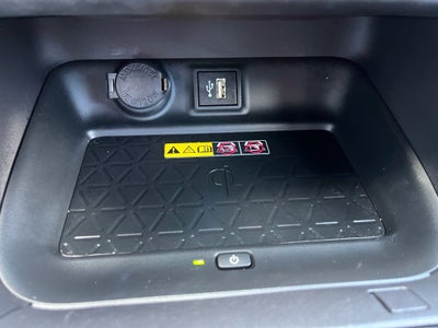 2024 Toyota RAV4 Hybrid XSE AWD | Pano Roof | 360 Cam | BLIS | Tech Pkg
