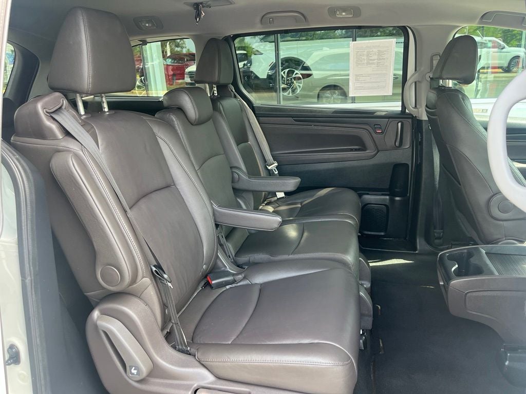 2020 Honda Odyssey Touring | Pano Roof | BLIS | Rear Entertainment