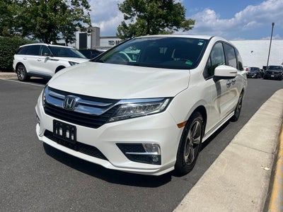 2020 Honda Odyssey Touring | Pano Roof | BLIS | Rear Entertainment
