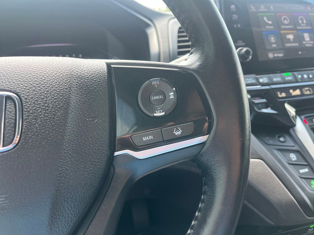 2020 Honda Odyssey Touring | Pano Roof | BLIS | Rear Entertainment