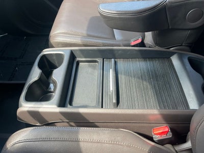 2020 Honda Odyssey Touring | Pano Roof | BLIS | Rear Entertainment