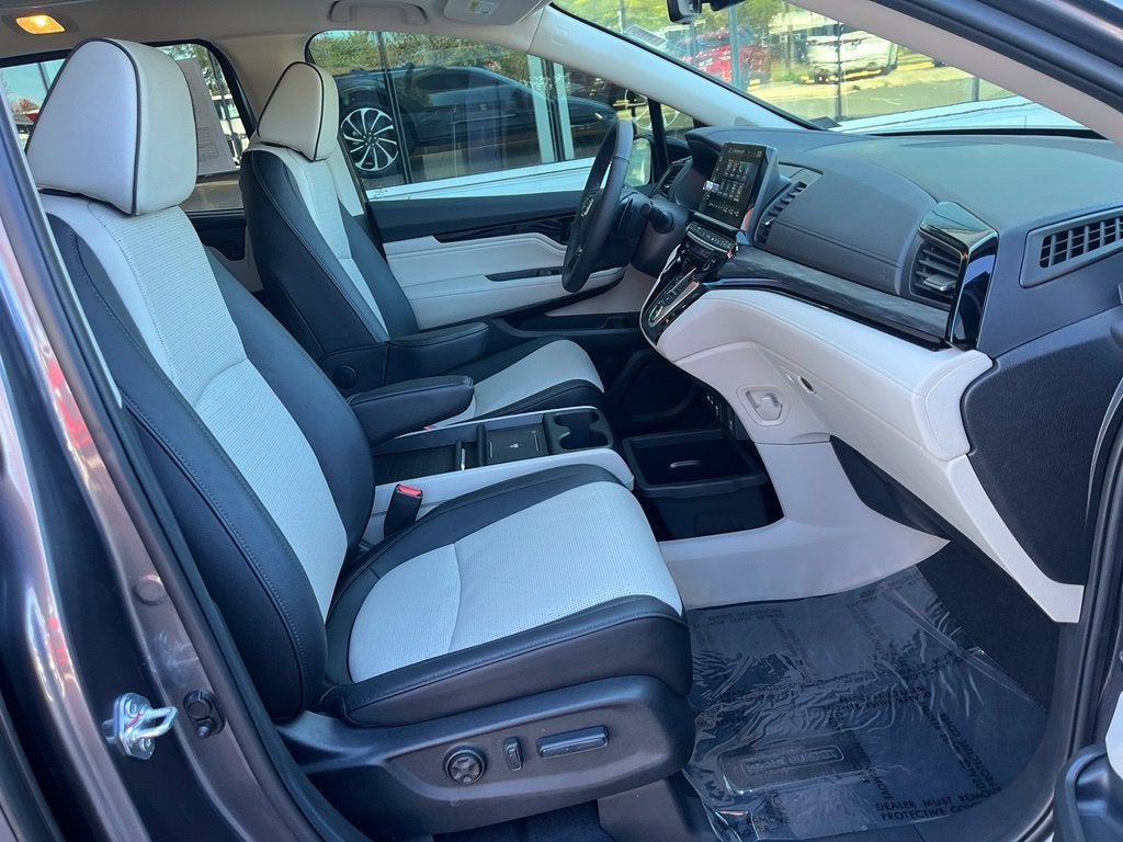 2026 Honda Odyssey Elite | Moonroof | Htd/Vent Seats | LKAS | BLIS