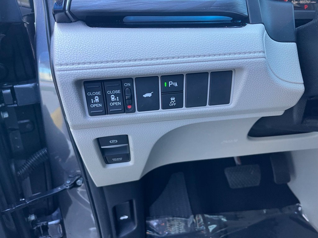 2026 Honda Odyssey Elite | Moonroof | Htd/Vent Seats | LKAS | BLIS