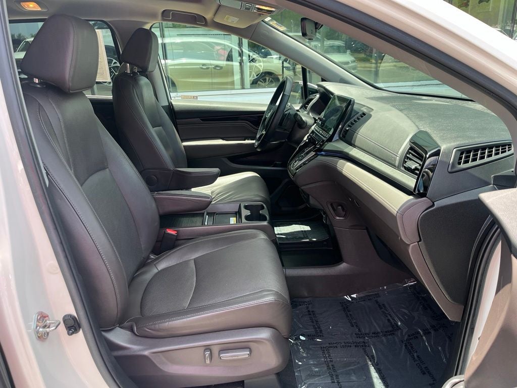 2019 Honda Odyssey Elite | Nav | Moonroof | BLIS | Rear Entertainment